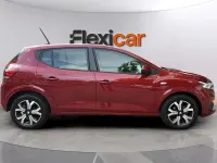 Usado Dacia Sandero Expression 101 CV (74 kW) 2023 Rojo Berlina