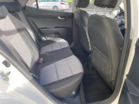 Usado Kia Stonic 84 CV (61 kW) 2022 Blanco SUV