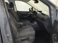 Usado VW Caddy Maxi 116 CV (85 kW) 2025 Gris Monovolumen