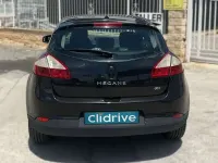Usado Renault Mégane Dynamique 106 CV (77 kW) 2010 Negro Utilitario