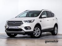 Usado Ford Kuga Trend+ 150 CV (110 kW) 2019 Blanco SUV