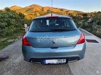 Usado Peugeot 308 Active 92 CV (67 kW) 2011 Gris / plata Berlina
