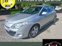 Usado Renault Mégane Dynamique 105 CV (77 kW) 2010 Gris / plata Berlina