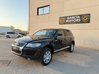 Usado VW Touareg 240 CV (176 kW) 2008 Negro SUV
