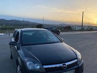 Usado Opel Astra 120 CV (88 kW) 2006 Negro Familiar