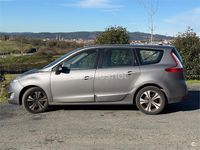 Usado Renault Grand Scénic Bose Edition 150 CV (110 kW) 2012 Gris / plata Monovolumen