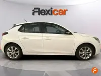 Używany Opel Corsa Edition 75 KM (55 kW) 2022 Biały Sedan/Limuzyna