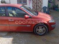 Usado Renault Mégane II Dynamique 120 CV (88 kW) 2004 Rojo Berlina