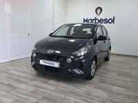 Usado Hyundai i10 67 CV (49 kW) 2021 Gris Utilitario