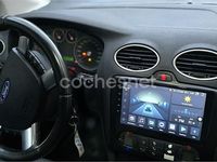 Begagnad Ford Focus Sport 109 HK (80 kW) 2005 Blå Sedan