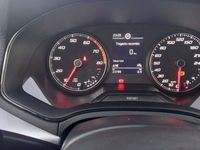 Usado Seat Arona FR 110 CV (80 kW) 2023 Gris / plata SUV