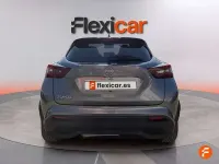Usado Nissan Juke Acenta 114 CV (83 kW) 2024 Gris SUV