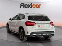 Używany Mercedes GLA200 136 KM (100 kW) 2019 Biały SUV