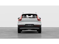 Usado Volvo XC40 163 CV (119 kW) 2024 Blanco SUV
