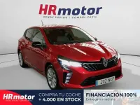 Usado Renault Clio Evolution 101 CV (74 kW) 2025 Rojo Utilitario