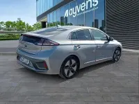 Usado Hyundai Ioniq 141 CV (103 kW) 2020 Gris Utilitario