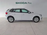 Usado Skoda Kamiq Selection 115 CV (84 kW) 2025 Blanco SUV
