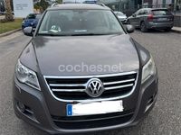 Usado VW Tiguan 140 CV (102 kW) 2008 Gris / plata SUV