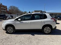 Usado Peugeot 2008 Active 92 CV (67 kW) 2014 Blanco SUV