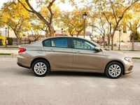 Begagnad Fiat Tipo Easy 95 HK (69 kW) 2017 Brun Sedan