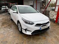 Usado Kia Ceed 120 CV (88 kW) 2023 Blanco Utilitario