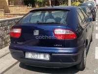 Usado Seat Leon Stella 100 CV (73 kW) 2000 Azul Utilitario