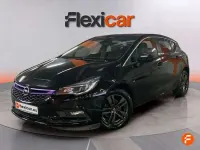 Usado Opel Astra S 110 CV (80 kW) 2019 Negro Utilitario