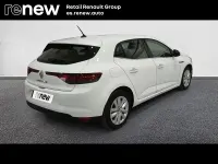 Usado Renault Mégane II Intens 115 CV (84 kW) 2021 Blanco Berlina