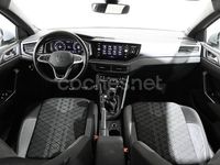 Usado VW Taigo R-line 110 CV (80 kW) 2023 Gris / plata SUV