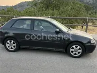 Usado Audi A3 Ambiente 125 CV (91 kW) 1998 Negro Utilitario