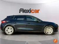 Usado Seat Leon Reference 110 CV (80 kW) 2021 Negro