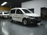 Usado VW Caddy 110 CV (80 kW) 2020 Blanco Monovolumen