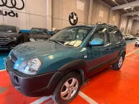 Usado Hyundai Tucson Comfort 112 CV (82 kW) 2004 Verde SUV