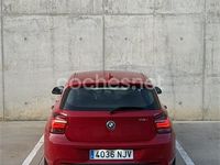 Usado BMW 118 Sport Line 170 CV (125 kW) 2012 Rojo Utilitario