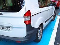 Usado Ford Tourneo Courier Trend 100 CV (73 kW) 2019 Blanco Monovolumen