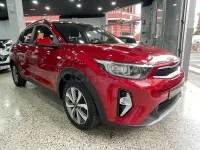 Usado Kia Stonic 100 CV (73 kW) 2022 Rojo SUV