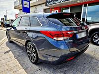 Usado Hyundai i40 141 CV (103 kW) 2016 Gris Familiar
