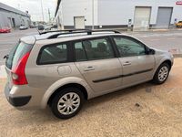 Usado Renault Mégane II Dynamique 120 CV (88 kW) 2004 Gris / plata Berlina