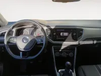 Usado VW T-Roc Advance 150 CV (110 kW) 2022 Rojo SUV