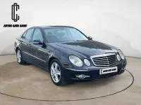 Usado Mercedes E320 Avantgarde 224 CV (164 kW) 2007 Azul Berlina