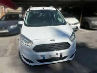 Usado Ford Tourneo Titanium 102 CV (75 kW) 2015 Blanco Van