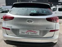 Usado Hyundai Tucson 132 CV (97 kW) 2019 Gris / plata SUV