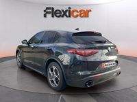 Usado Alfa Romeo Stelvio Sprint 160 CV (117 kW) 2022 Negro SUV