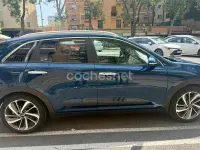 Usado Kia Niro 141 CV (103 kW) 2017 Azul SUV