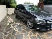 Usado Mercedes A200 AMG line 136 CV (100 kW) 2014 Negro Utilitario