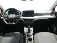 Usado Seat Ibiza Style 110 CV (80 kW) 2022 Rojo Utilitario