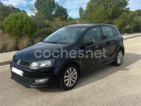 Usado VW Polo Advance 90 CV (66 kW) 2014 Negro Berlina