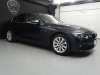 Usado BMW 318 Sport Line 150 CV (110 kW) 2016 Azul Berlina