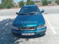 Usado Volvo S40 115 CV (84 kW) 2001 Verde Berlina