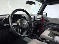 Usado Jeep Wrangler Unlimited Sport 177 CV (130 kW) 2008 Rojo SUV